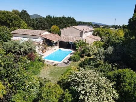 propriété valence - 4 chambres - 300m²