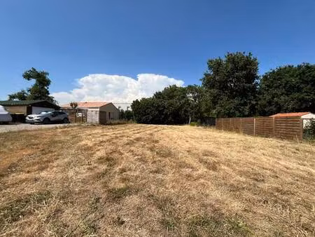 vente terrain 697 m² saint-lumine-de-coutais (44310)