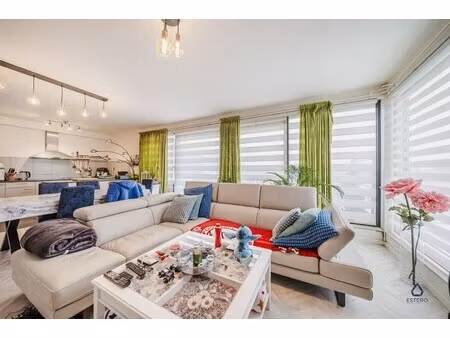 instapklaar 3-slaapkamer appartement met dakterras