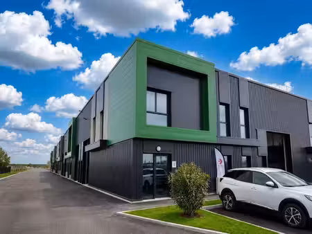 vente entrepôt villette-d’anthon 38280 218m² à 2673m²