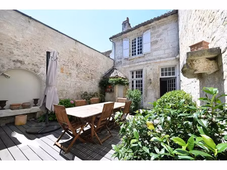 vente maison 5 pièces 167 m² angoulême (16000)
