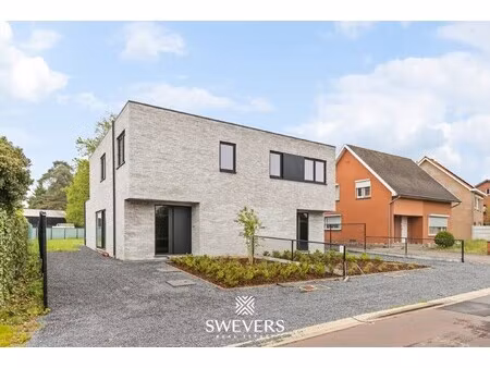 energiezuinige en lichtrijke nieuwbouwwoning op een rustige locatie te heusden-zolder