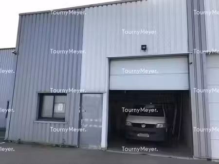 location local d’activités noyal-châtillon-sur-seiche 35230 160m²