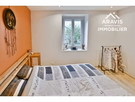 appartement t2 de 54 m2 avec terrasse  jardin et grande salle d'eau bain + douche...