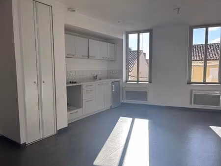 location appartement 2 pièces 43m² mont de marsan 40000