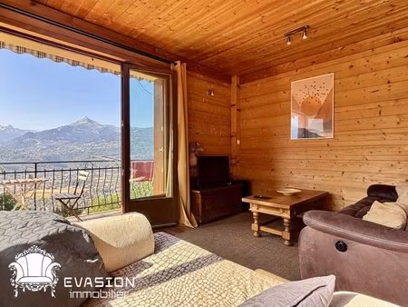 exclusivité t4 avec jardin privatif  garage et 200 m² de c