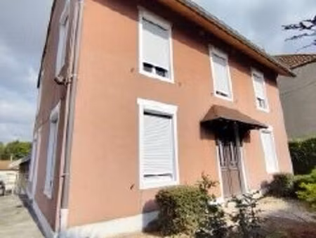 maison à mailly-le-camp (10230)