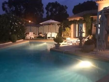 maison de luxe en vente à la londe-les-maures  provence-alpes-côte d'azur