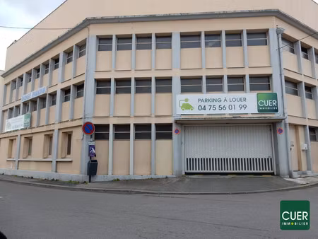place de parking a louer valence