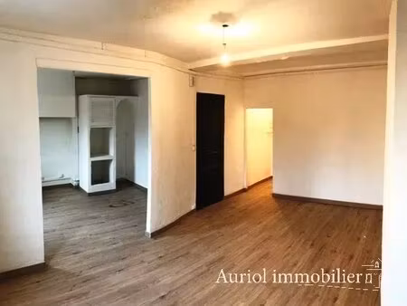 location appartement 3 pièces 49m² auriol 13390