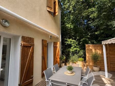 location maison 4 pièces 71m² la valentine 11ème