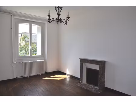 location maison 3 pièces 68m²