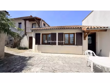 vente maison 5 pièces 130 m2 à millau