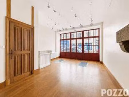 vente bureaux et commerces à granville (50400) : à vendre / 66m² granville