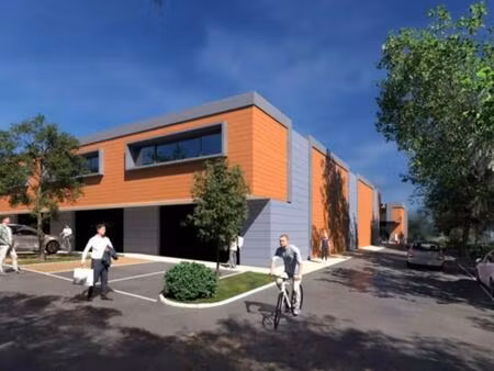 location local d’activités la ciotat 13600 160m²