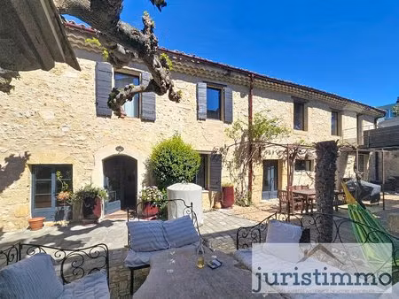 maison de village de charme 196m2 - roquemaure 30150