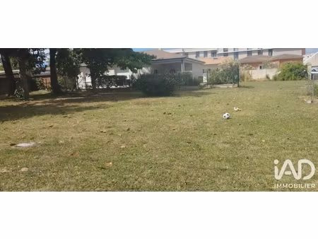 vente terrain à bâtir 686 m²