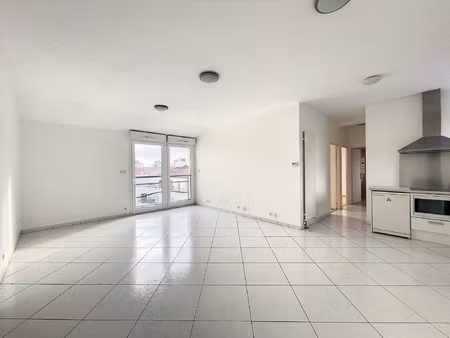 location appartement 3 pièces 71m² nancy 54000