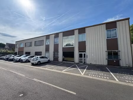 vente local d’activités eragny 95610 990m²