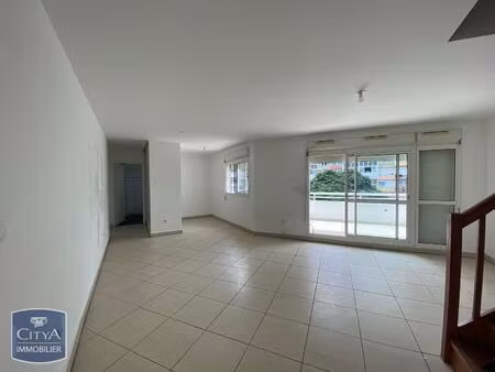 location appartement 5 pièces 129m² st denis 97400