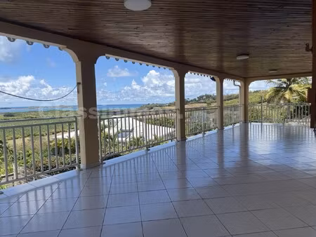 location appartement 4 pièces 113m² le francois 97240