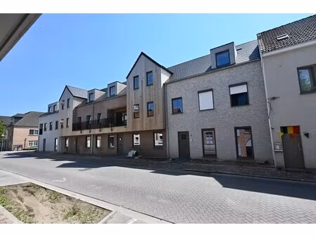 appartement te koop in zoersel met 2 slaapkamers
