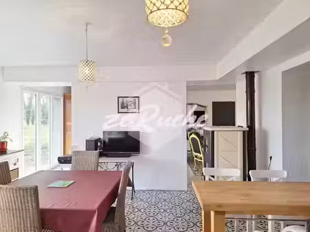 vente maison 4 pièces 225 m² à commes (14520)  363 500 €