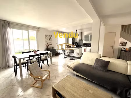 vente maison 4 pièces 97.66 m² à vic-la-gardiole (34110)  374 000 €