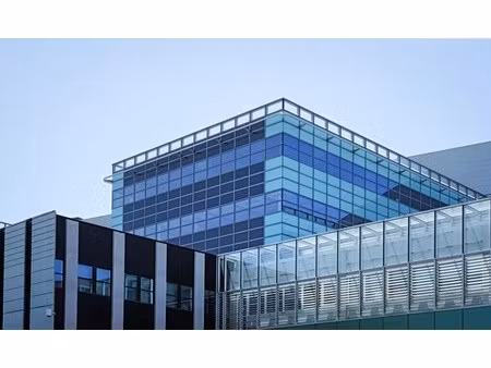 location bureaux 10 435 m²