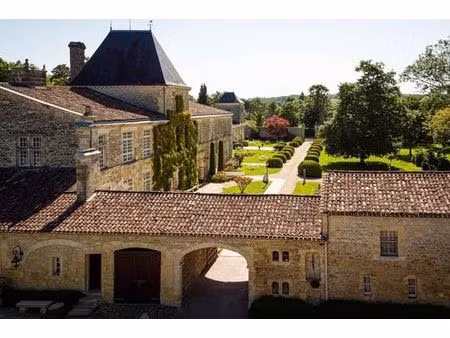 prestigieux château de 1798 m2 en vente - bordeaux  nouvelle-aquitaine