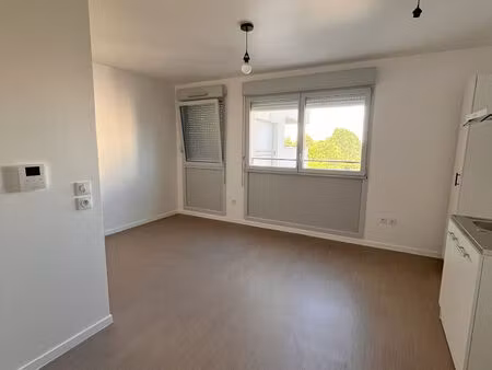 location appartement 1 pièce 26m²