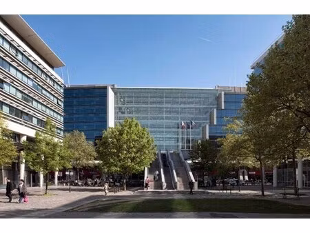 location bureaux 477 m²
