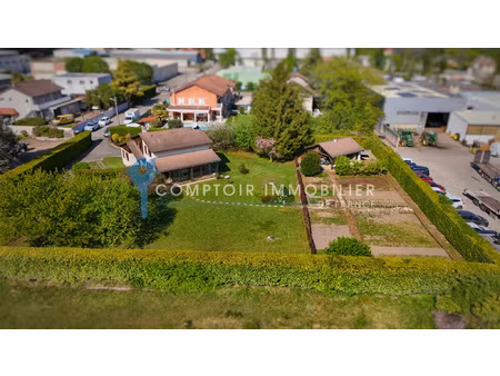 dpt (38) - a vendre - ténement immobilier sur terrain de 25