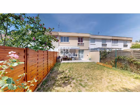 en exclusivite - maison 5 pieces - entierement renovee avec jardin et box