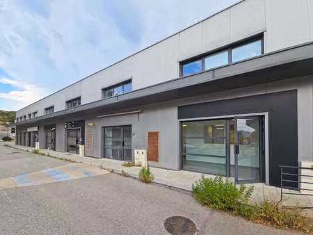 local professionnel à vendre sarrola carcopino 3 pièce(s) 85m2 190 000€