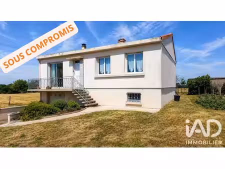 maison de village à saint-aubin-des-ormeaux (85130)