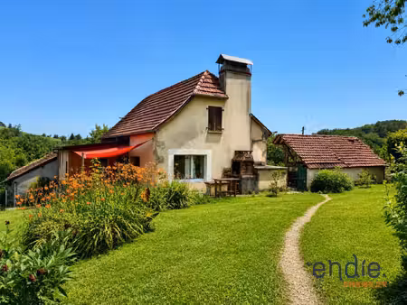 propriété avec dépendances sur 7 5 hectares au charme authentique