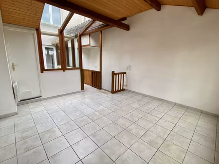villeneuve-sur-lot  appartement t3 avec accès terrasse