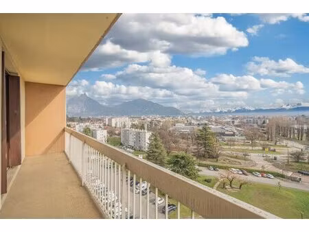 appartement lumineux et vue dégagée sur seyssinet-pariset