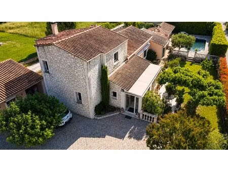 maison sauveterre 7 pièce 158 m2