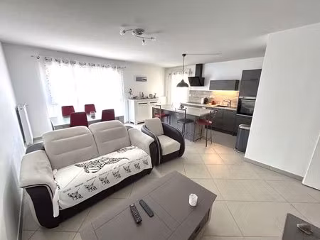 appartement t3 60 65 m² + stationnement