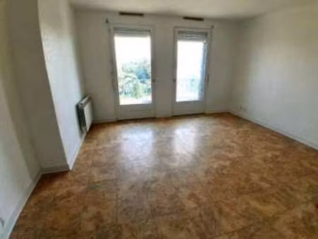location appartement 2 pièces à la guerche-de-bretagne (35130) : à louer 2 pièces / 44m² l
