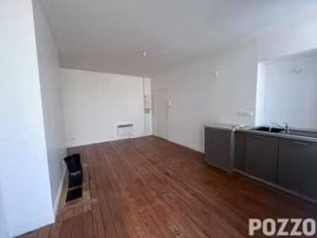 location appartement 2 pièces à coutances (50200) : à louer 2 pièces / 33m² coutances