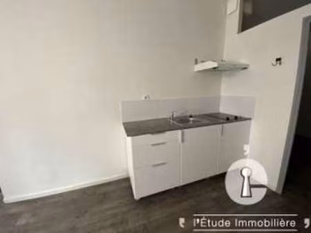 location appartement 2 pièces à laval (53000) : à louer 2 pièces / 24m² laval