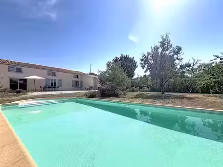 vente maison 5 pièces 149 m² à nuaillé-d'aunis (17540)  425 500 €