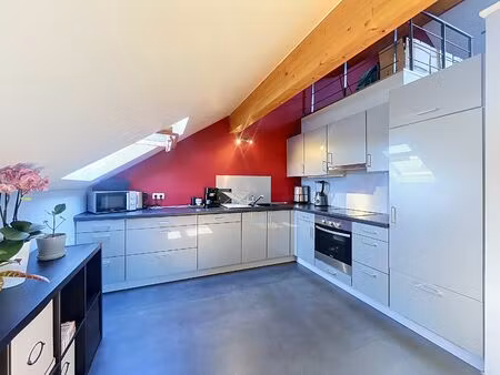 appartement à louer à voie de la liberté 79 attert (vbe40189)