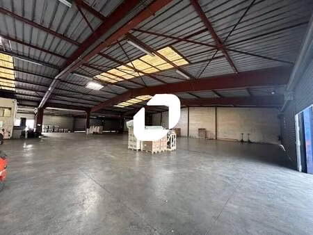 vente entrepôt garges les gonesse 95140 1330m²