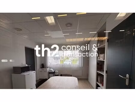vente entrepôt saint lo 50000 930m²
