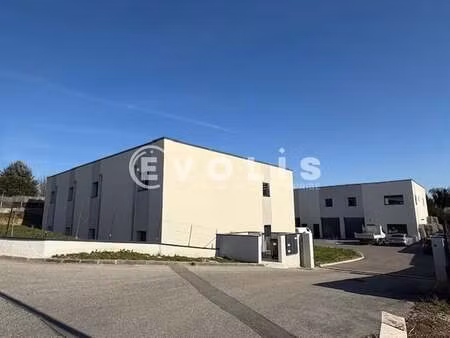 vente local d’activités charnecles 38140 120m²