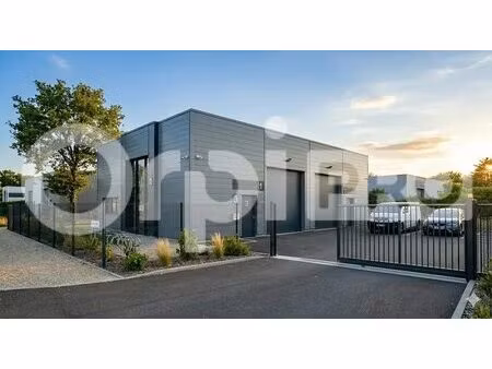 vente local d’activités tethieu 40990 240m²